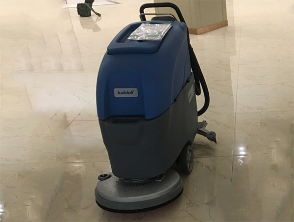 全自動洗地機學(xué)校清潔