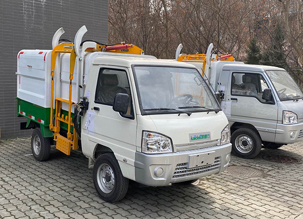 電動(dòng)環(huán)衛(wèi)垃圾車(chē)