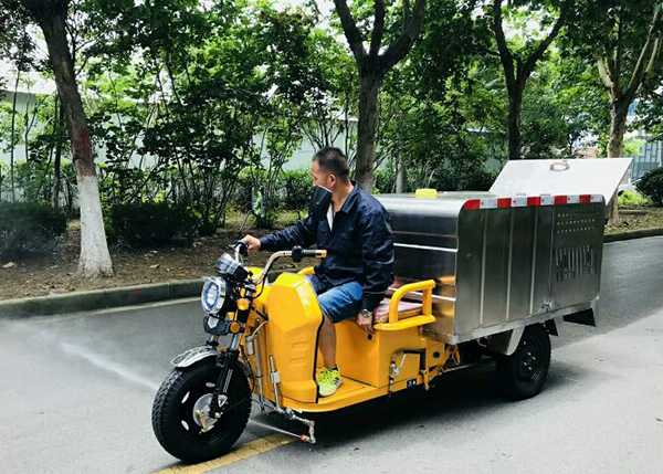 高壓清洗車在雨天使用后需要保養(yǎng)